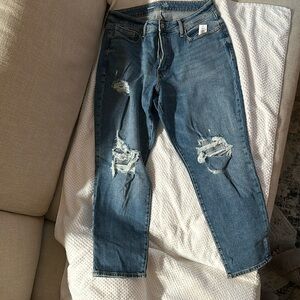 Women’s High Rise Curvy straight jean